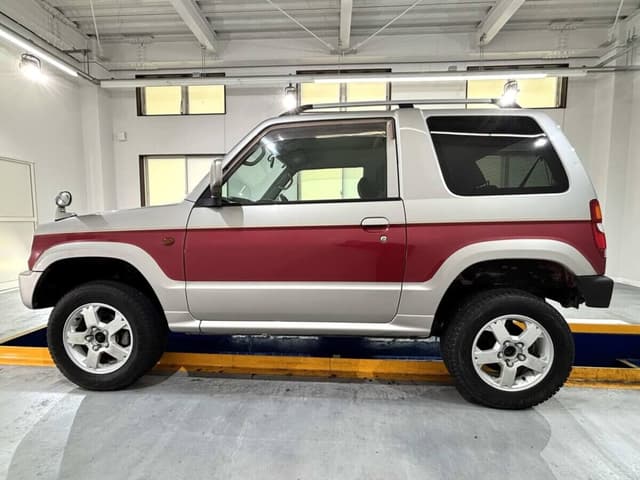 2001 Mitsubishi Pajero Mini JDM car for sale — photo 3 of 25