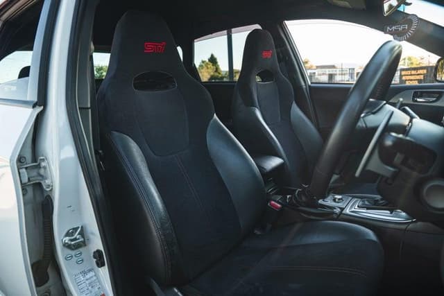 2010 Subaru Impreza JDM car for sale — photo 15 of 19
