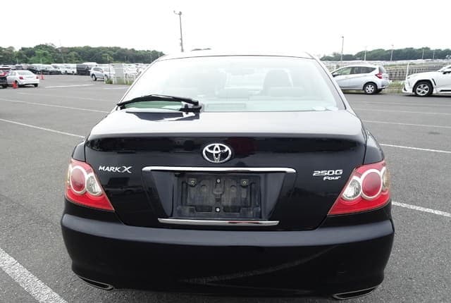 2007 Toyota Mark X JDM car for sale — photo 4 of 25