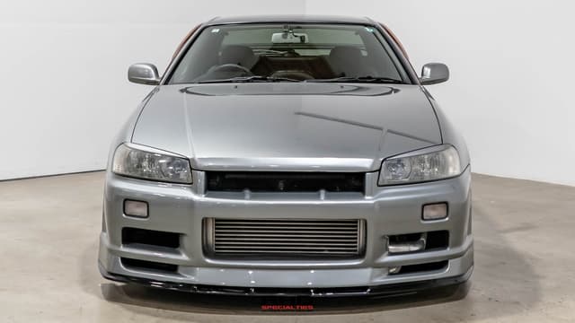 2001 Nissan Skyline JDM car for sale — photo 2 of 23