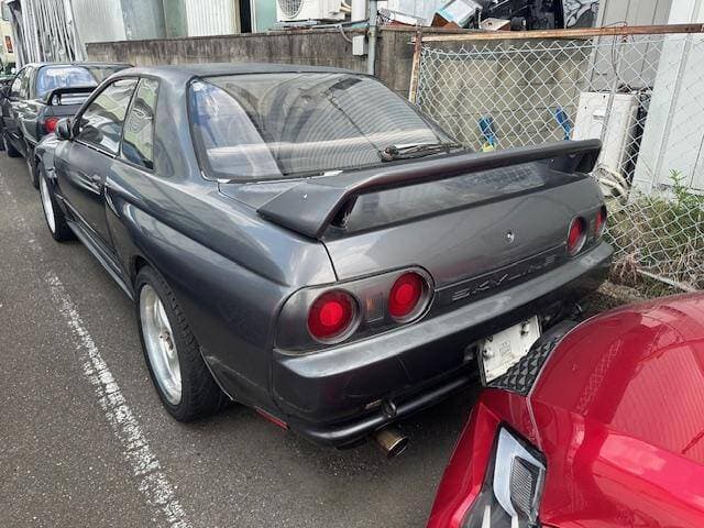 1990 Nissan Skyline JDM car for sale — photo 2 of 3