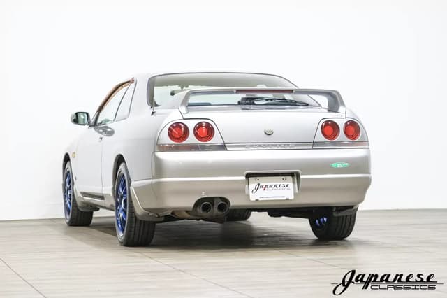 1996 Nissan Skyline JDM car for sale — photo 8 of 25