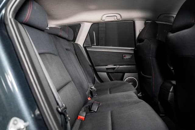 2009 Mazda Axela JDM car for sale — photo 14 of 19