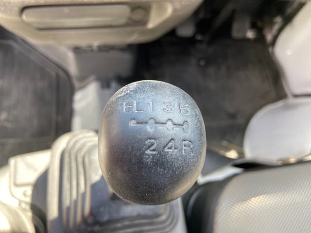 1997 Suzuki Carry JDM car for sale — photo 16 of 25