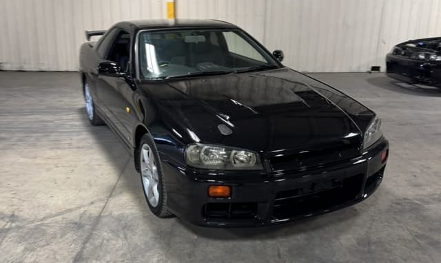 1998 Nissan Skyline JDM car for sale — photo 2 of 25