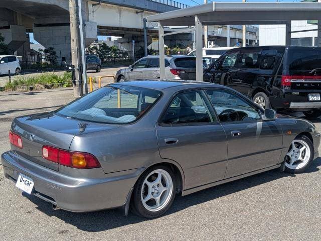 1998 Honda Integra JDM car for sale — photo 15 of 20