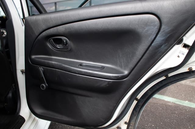 2000 Mitsubishi Lancer Evolution JDM car for sale — photo 21 of 25
