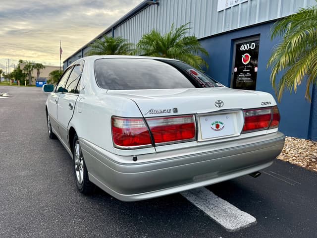 1999 Toyota Crown JDM car for sale — photo 8 of 21