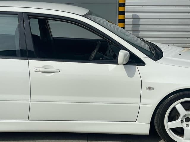 2001 Mitsubishi Lancer Evolution JDM car for sale — photo 9 of 25