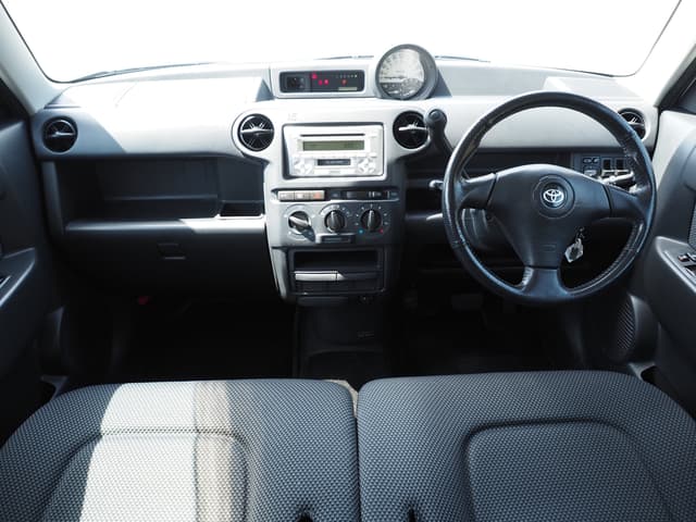 2002 Toyota JDM car for sale — photo 8 of 25