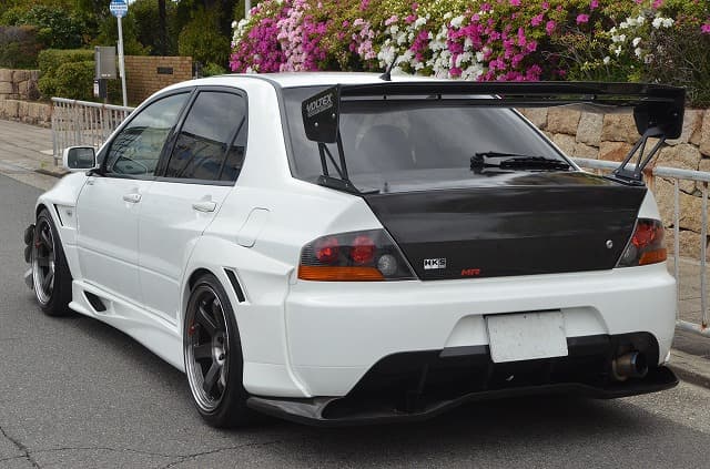 2004 Mitsubishi Lancer JDM car for sale — photo 4 of 11