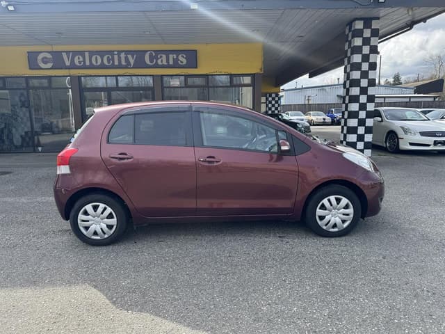 2009 Toyota Vitz JDM car for sale — photo 8 of 19