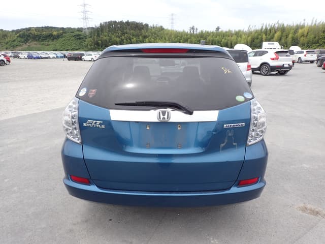 2011 Honda Fit JDM car for sale — photo 4 of 25