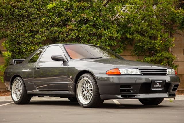 1990 Nissan Skyline JDM car for sale — photo 14 of 25