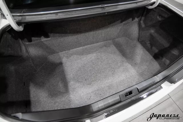 1998 Nissan Gloria JDM car for sale — photo 21 of 25