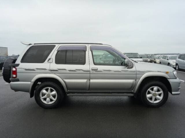 1999 Nissan Terrano JDM car for sale — photo 3 of 8