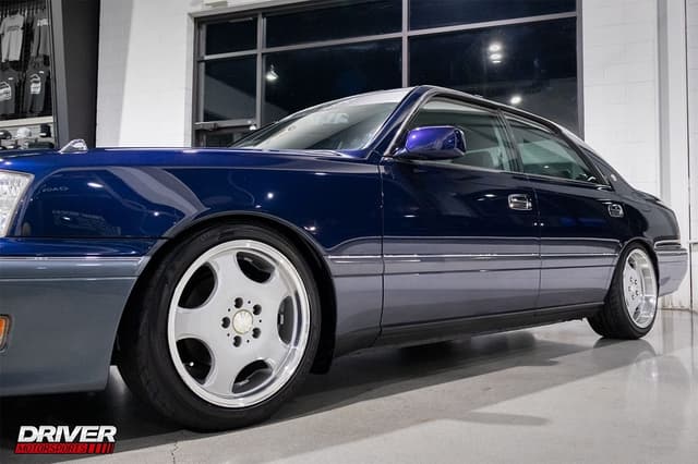 1998 Toyota Crown JDM car for sale — photo 25 of 25