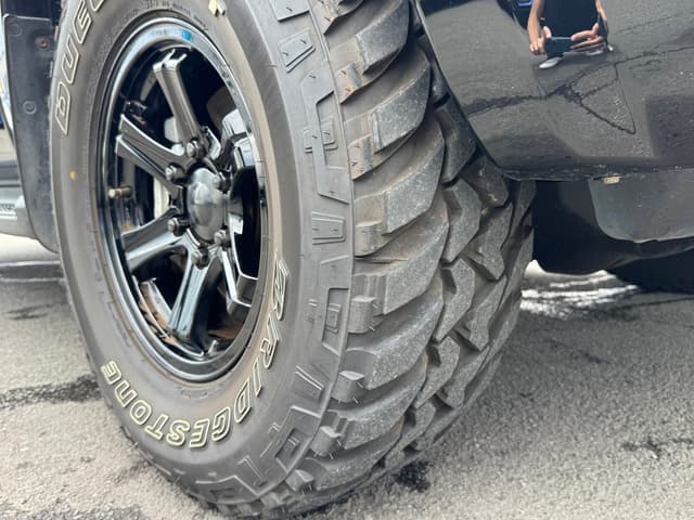 2007 Toyota Hilux Surf JDM car for sale — photo 22 of 25