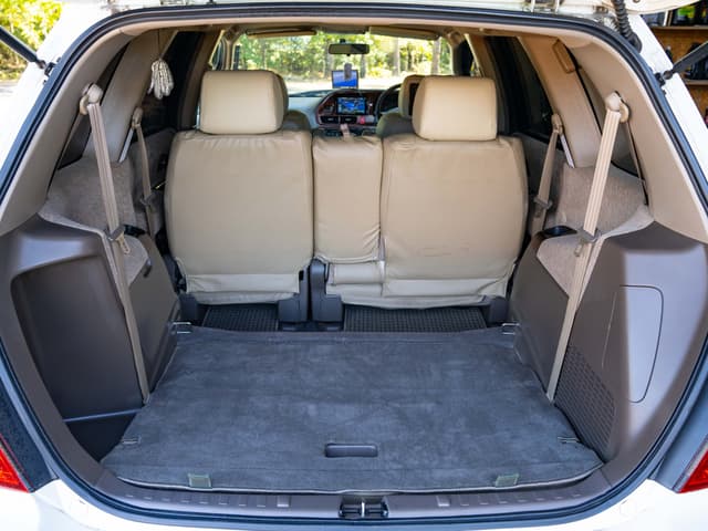 2001 Honda Odyssey JDM car for sale — photo 15 of 22