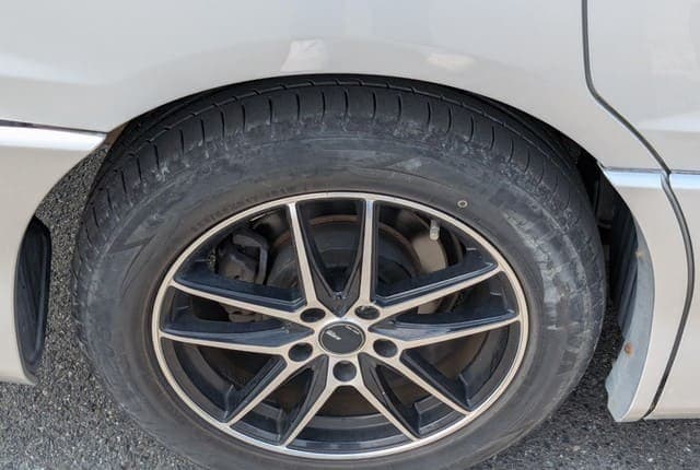 2005 Toyota Alphard JDM car for sale — photo 11 of 25