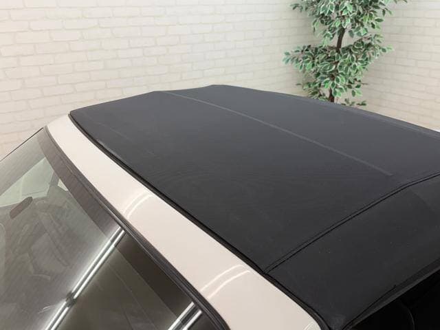 1998 Mazda Roadster (Eunos Roadster / MX-5) JDM car for sale — photo 13 of 17