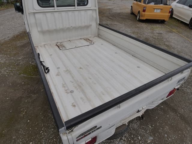 2000 Daihatsu Hijet JDM car for sale — photo 15 of 25