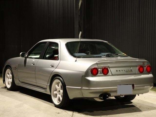 1998 Nissan Skyline JDM car for sale — photo 6 of 19