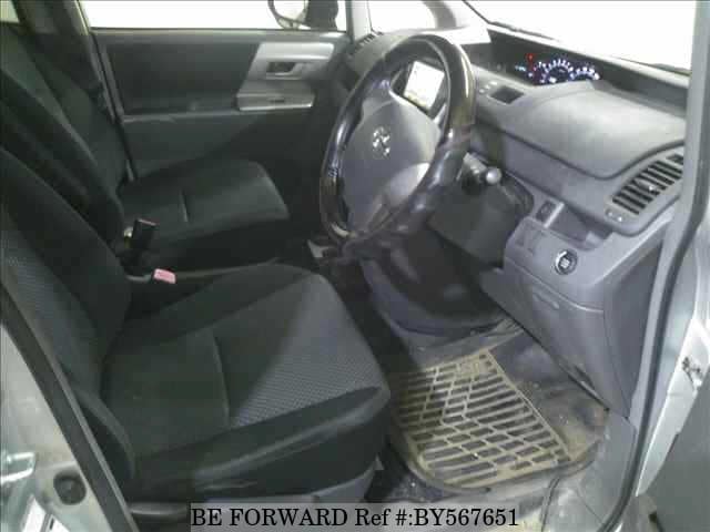 2008 Toyota Noah JDM car for sale — photo 4 of 5