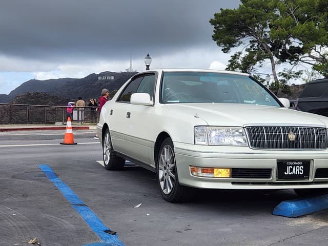 1999 Toyota Crown JDM car for sale — photo 19 of 24