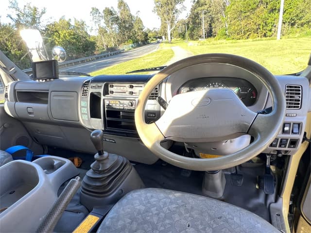 2010 Toyota Dyna JDM car for sale — photo 14 of 16