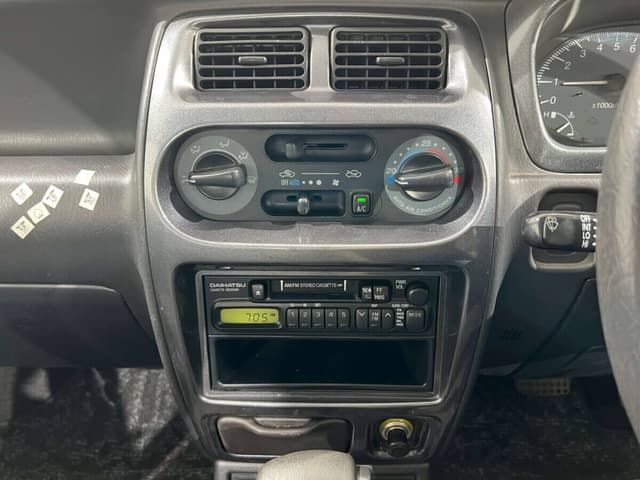1998 Daihatsu JDM car for sale — photo 12 of 25