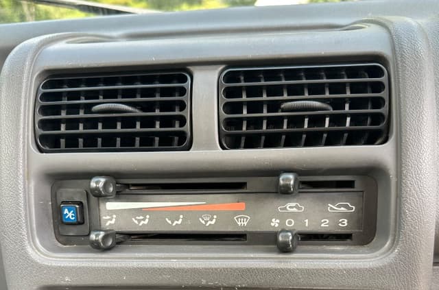 1999 Subaru Sambar JDM car for sale — photo 12 of 15