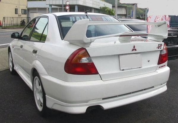 1999 Mitsubishi Lancer Evolution JDM car for sale — photo 2 of 3
