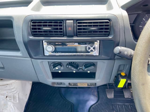 2000 Mitsubishi Minicab JDM car for sale — photo 19 of 25