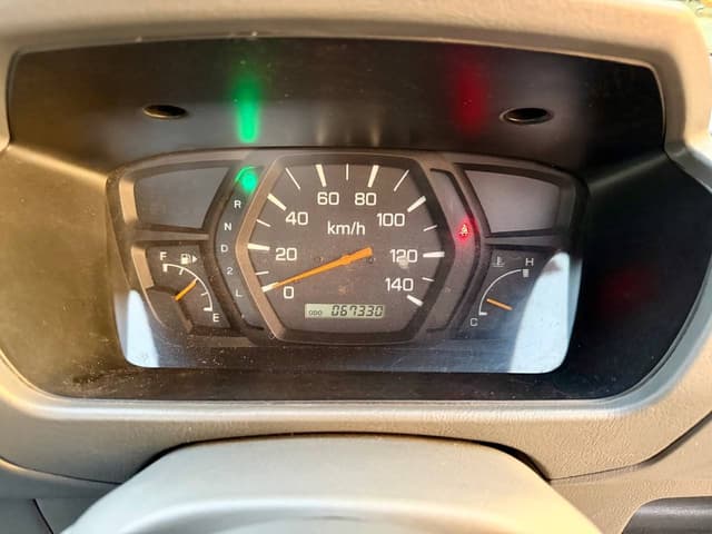 2000 Mitsubishi Minicab JDM car for sale — photo 19 of 25