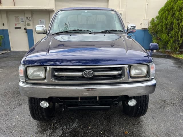 1997 Toyota Hilux JDM car for sale — photo 2 of 19