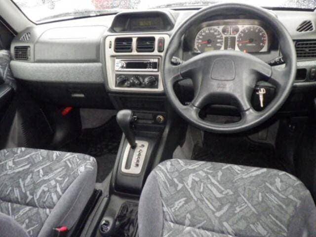1999 Mitsubishi Pajero JDM car for sale — photo 3 of 6