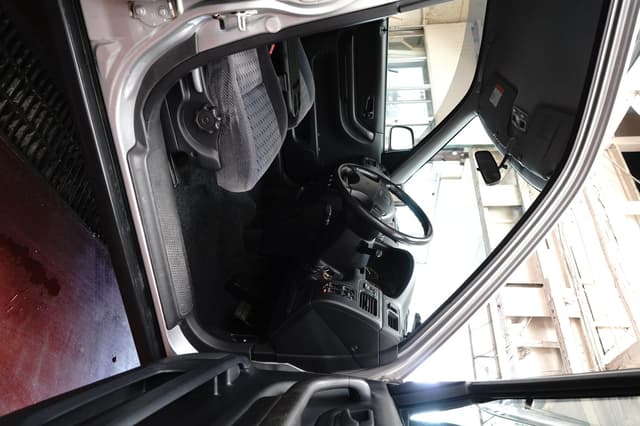 1999 Honda CR-V JDM car for sale — photo 14 of 18