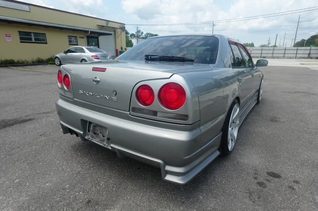 1998 Nissan Skyline JDM car for sale — photo 8 of 17