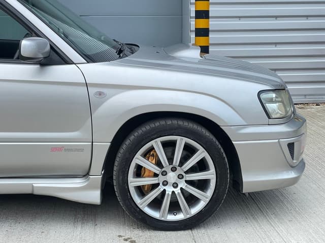 2004 Subaru Forester JDM car for sale — photo 8 of 25