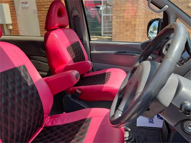 1997 Mitsubishi Delica JDM car for sale — photo 15 of 19