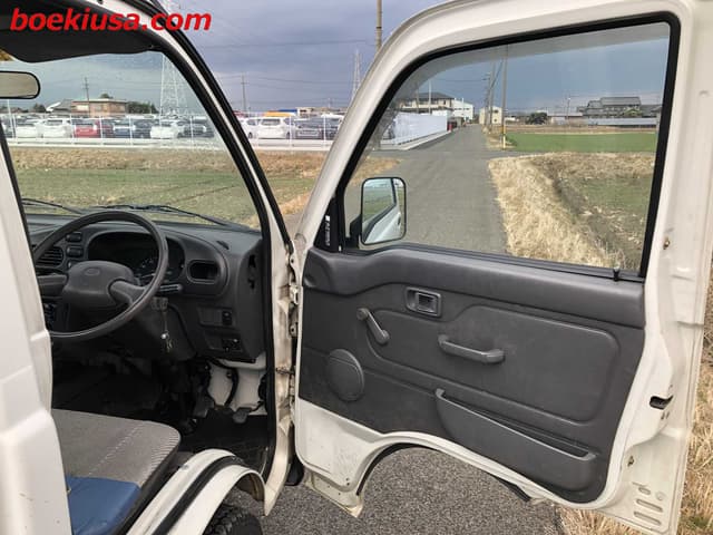 1996 Daihatsu Hijet JDM car for sale — photo 12 of 22