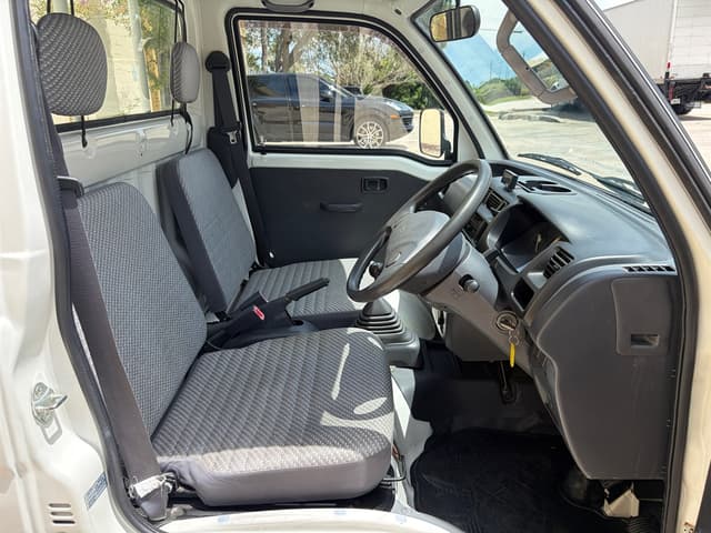 1999 Daihatsu Hijet JDM car for sale — photo 13 of 18