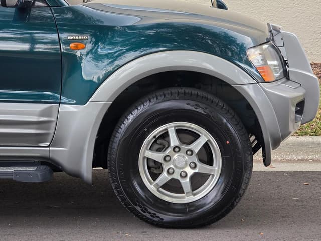 1999 Mitsubishi Pajero JDM car for sale — photo 14 of 25