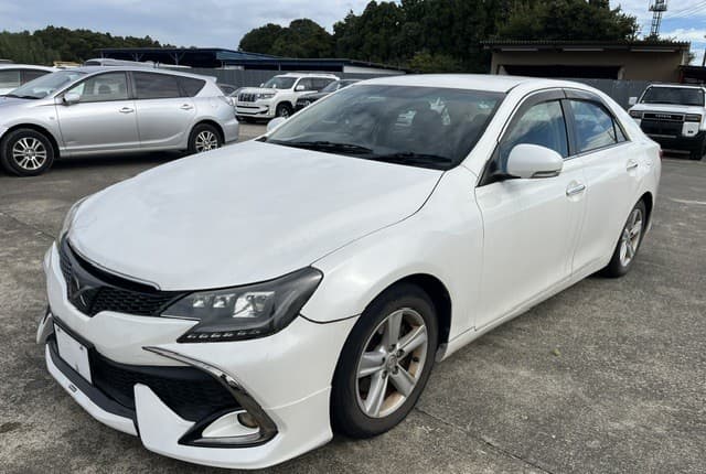 2011 Toyota Mark X JDM car for sale — photo 3 of 25