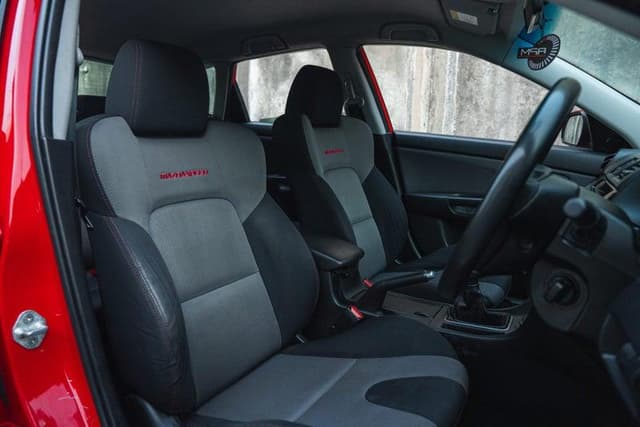 2007 Mazda Axela JDM car for sale — photo 18 of 20