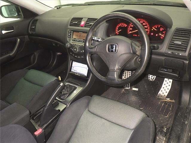 2007 Honda Accord JDM car for sale — photo 3 of 10