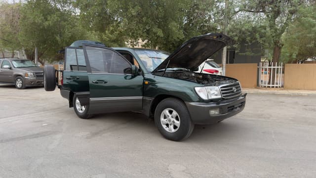 1998 Toyota Land Cruiser JDM car for sale — photo 2 of 25