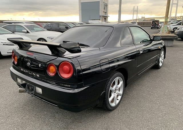1998 Nissan Skyline JDM car for sale — photo 2 of 24