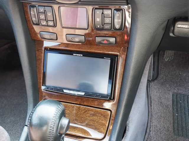 1990 Mitsubishi Diamante JDM car for sale — photo 14 of 25